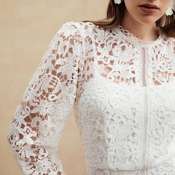 White Elegant Women's Pure Floral Lace Long Sleeve Dress - Picture 6 of 7